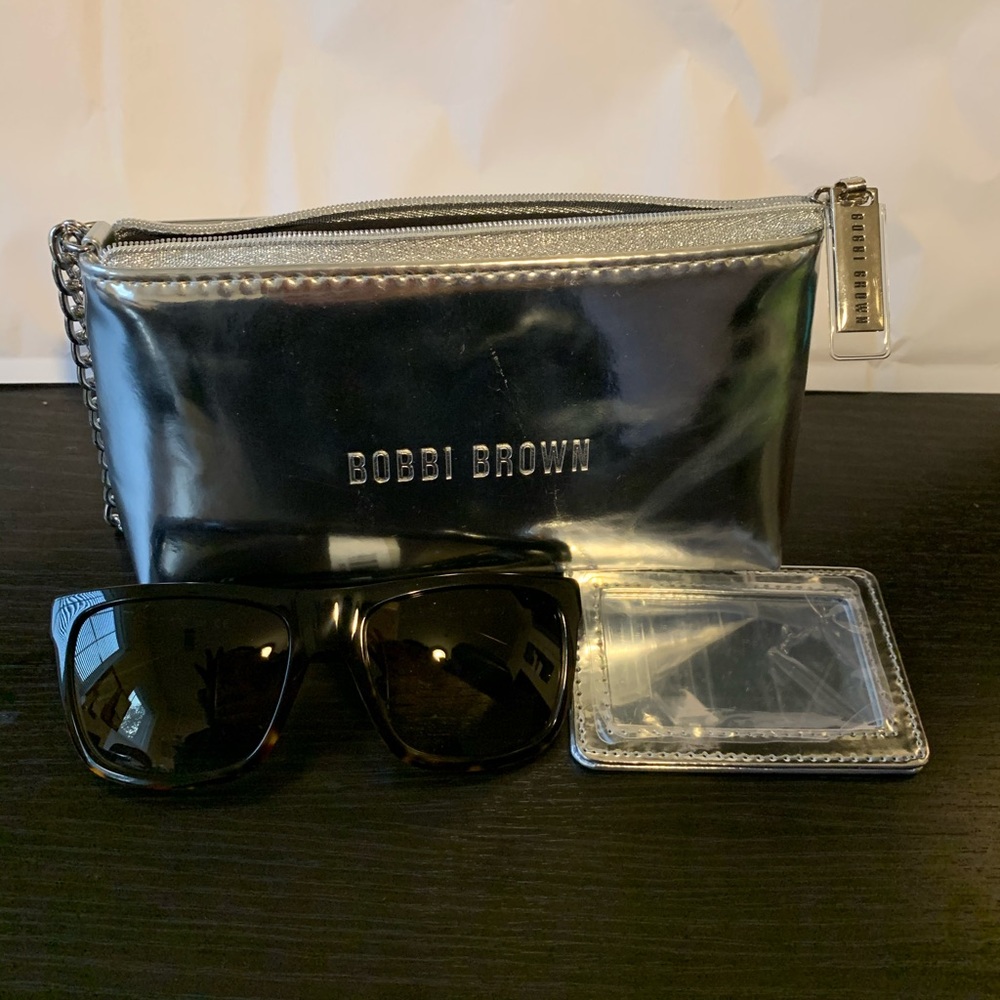 BNWT. Bobbi Brown Sunglasses in Harleys